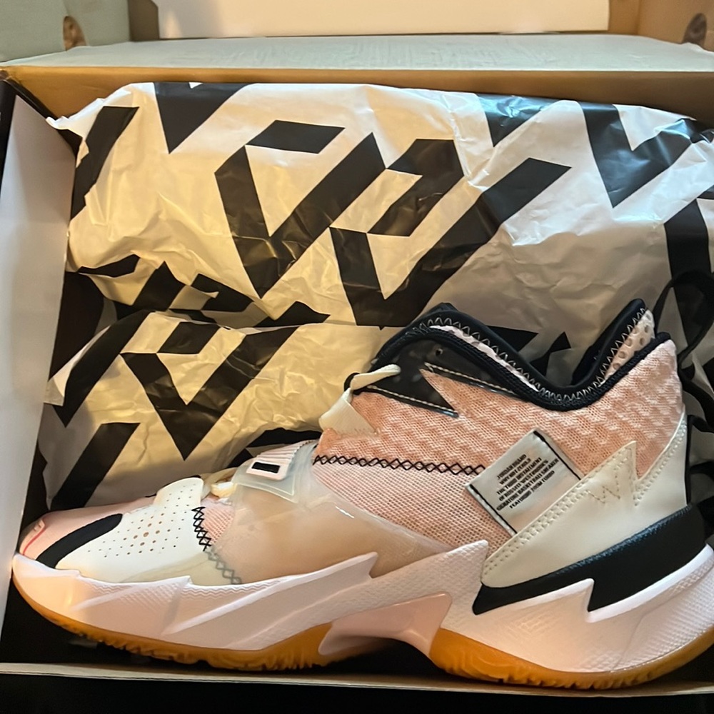 Brand new never worn Jordan why not zero.3 washed coral/pale ivory/ black